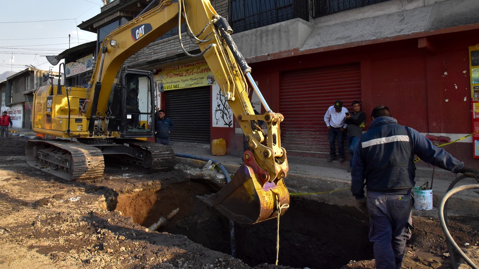 Atiende Secretaría del Agua fuga hídrica sin suspender el suministro en